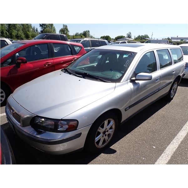 2004 Volvo V70