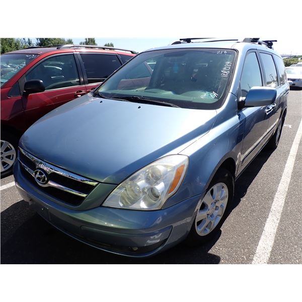 2007 Hyundai Entourage