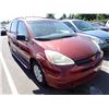 Image 2 : 2004 Toyota Sienna