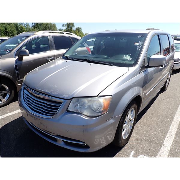2014 Chrysler Town and Country