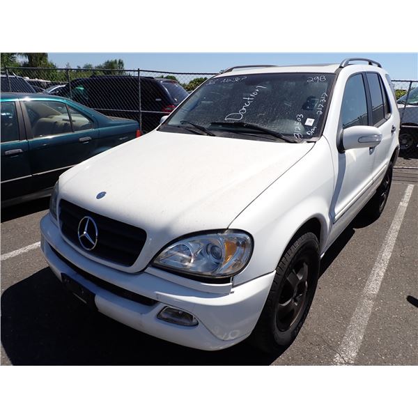 2002 Mercedes-Benz ML320