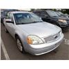 Image 2 : 2005 Ford Five Hundred