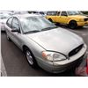 Image 2 : 2005 Ford Taurus
