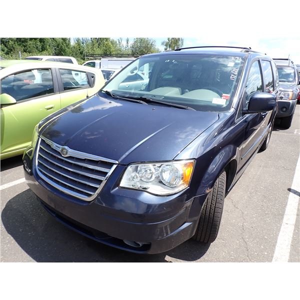 2008 Chrysler Town and Country