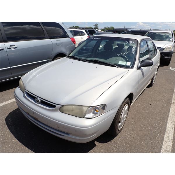 2000 Toyota Corolla