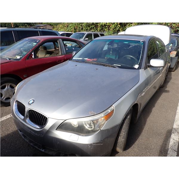 2004 BMW 530i