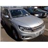 Image 2 : 2012 Volkswagen Tiguan