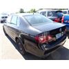 Image 4 : 2010 Volkswagen Jetta