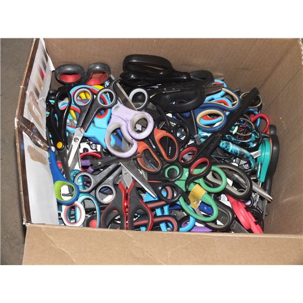 Box Of assorted Scissors