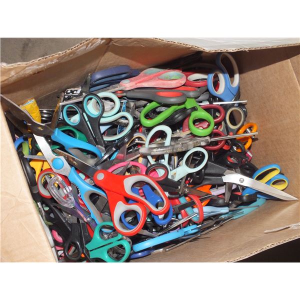 Box Of assorted Scissors