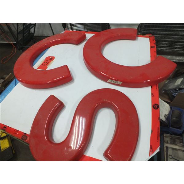 10 Large Red Plastic Letters