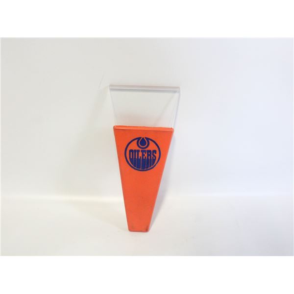VINTAGE OILERS HANDHELD WINDOW "ICE SCRAPER"