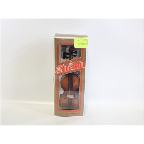 VINTAGE (NEW IN BOX) MINIATURE