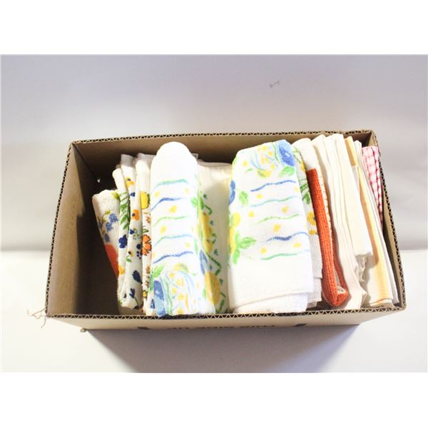 VINTAGE HAND TOWELS & ASSORTED LINENS