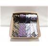 Image 1 : 4 BRITCHES DESIGNER NECK TIES
