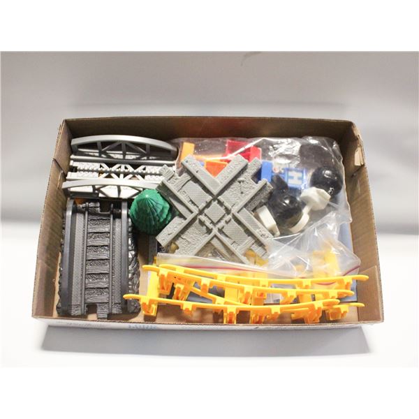 FISHER PRICE GEO GEOTRAX- ACCESSORIES ASSORTED