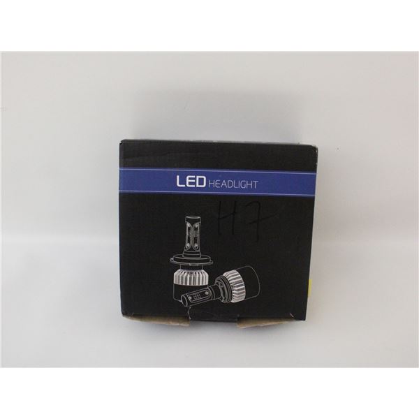 H-7 SET OF 2 LED LIGHTS NEW