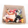 Image 1 : LOT ASSORT. FIGURES INCL. TURTLES