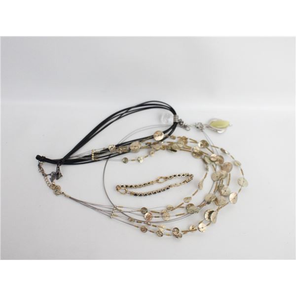 LOT OF VARIOUS NECKLACES