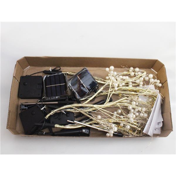 LOT OF 5 OUTDOOR SOLAR GARDEN LIGHTS (TREE OF