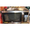 Image 1 : MASTERCHEF STAINLESS 1000 WATT MICROWAVE