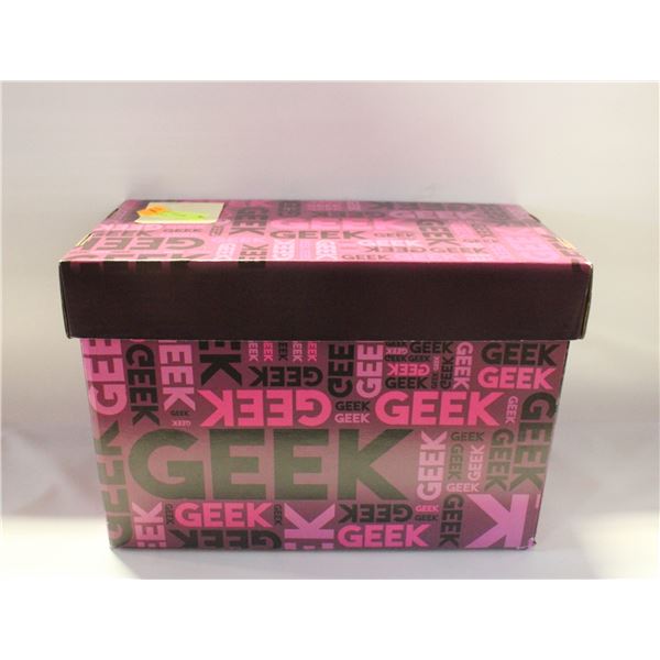 COMIC BOX