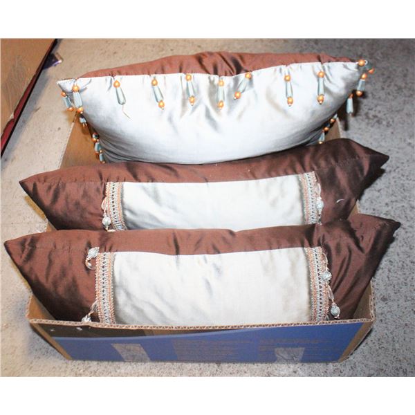 EMBROIDERED/BEADED ACCENT PILLOWS (2)