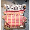 Image 1 : VINTAGE BOHO TAPESTRY BLANKET/PILLOWS
