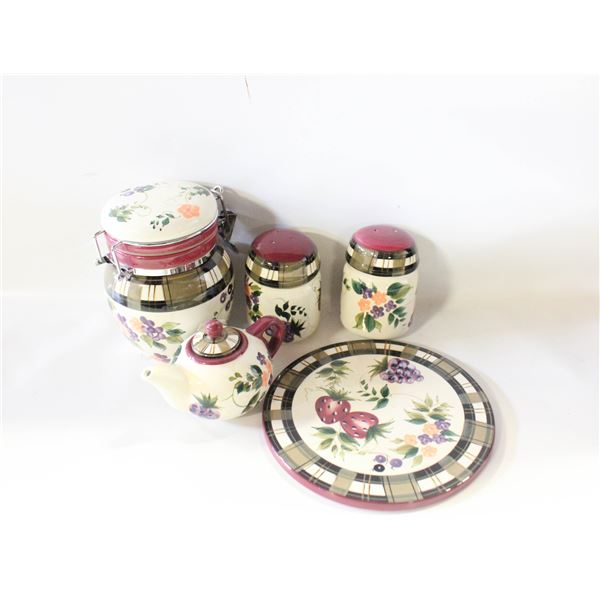 ONEIDA STRAWBERRY PLAID CANISTER,