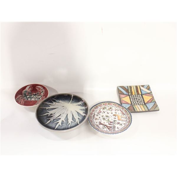 4 CERAMIC DECORATIVE DISHES