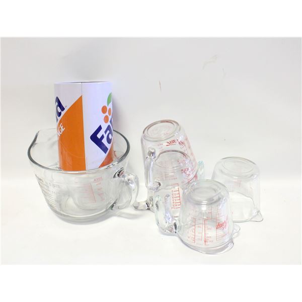 PKG OF PYREX MEASURING CUPS