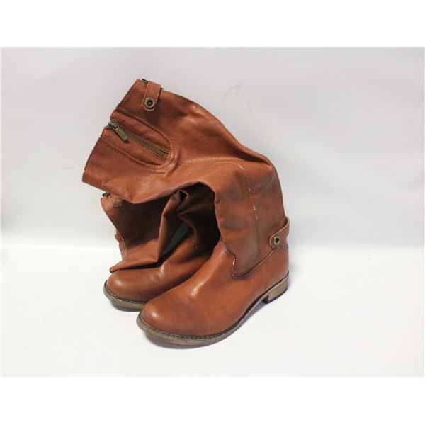 ESTATE LADIES SIZE 9 KATE & MEL ZIP UP BOOTS