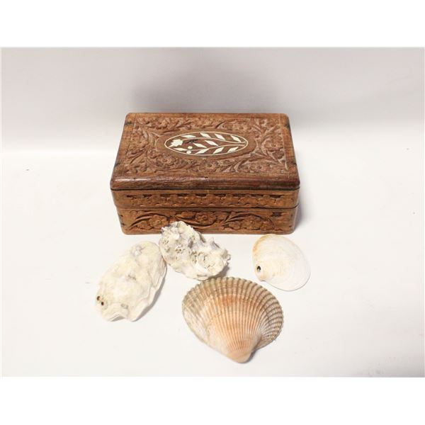 ESTATE HAND CARVED ANTIQUE JEWELRY BOX