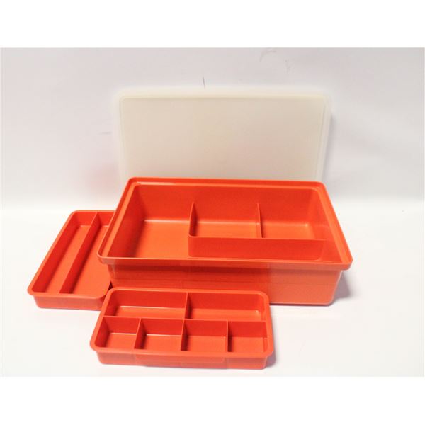 VINTAGE TUPPERCRAFT ORGANIZER/CONTAINER