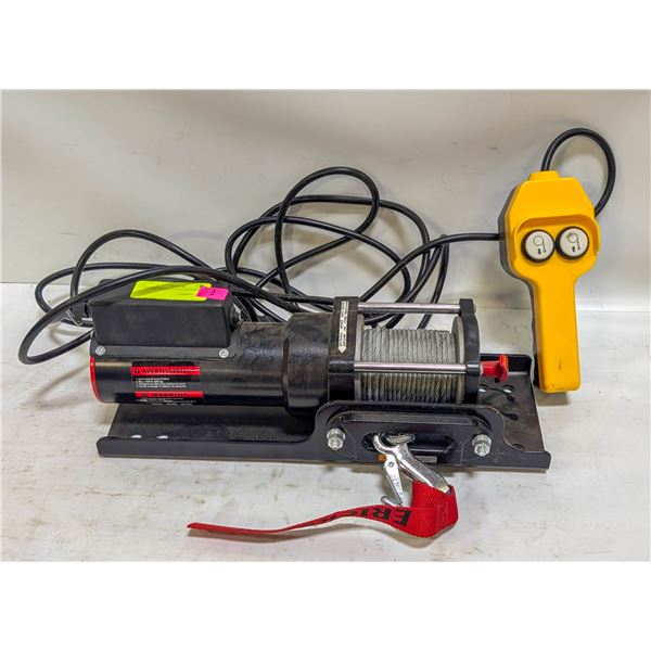 1500LB WINCH WITH CONTROLLER