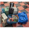 Image 1 : TOTE OF FIBER OPTIC ACCESSORIES, 2 STEP LADDER