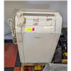 Image 1 : PORTABLE AIR CONDITIONER