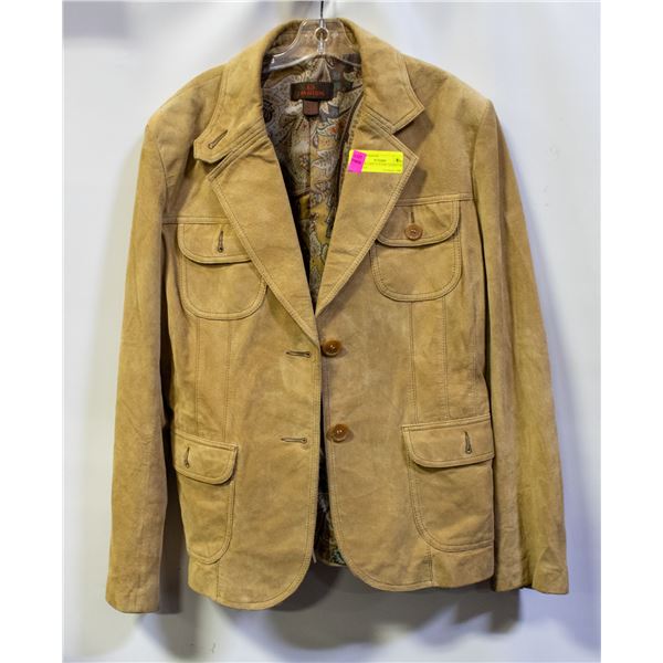 DANIER LADY’S SUEDE JACKET SIZE LG USED