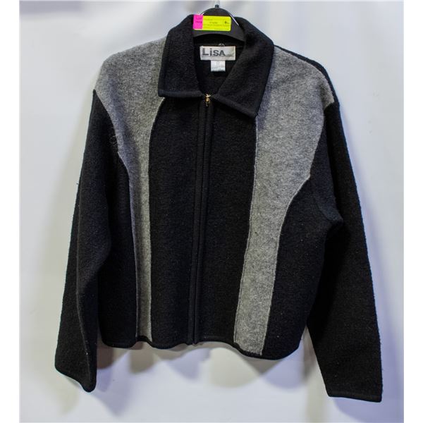 LISA INT'L WOOL WOMENS JACKET- SIZE PETITE L