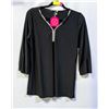 Image 1 : LADIES SMALL BLACK TOP
