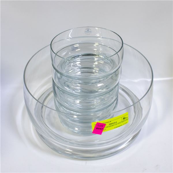 DANESCO MODERN GLASS SERVING BOWL SET