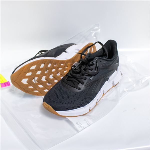 REEBOK WOMENS RUNNING SHOES BLACK & WHITE SIZE 8