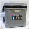 Image 1 : IGLOO MAX COLD 5 DAY ICE RETENTION 58L ROLLING