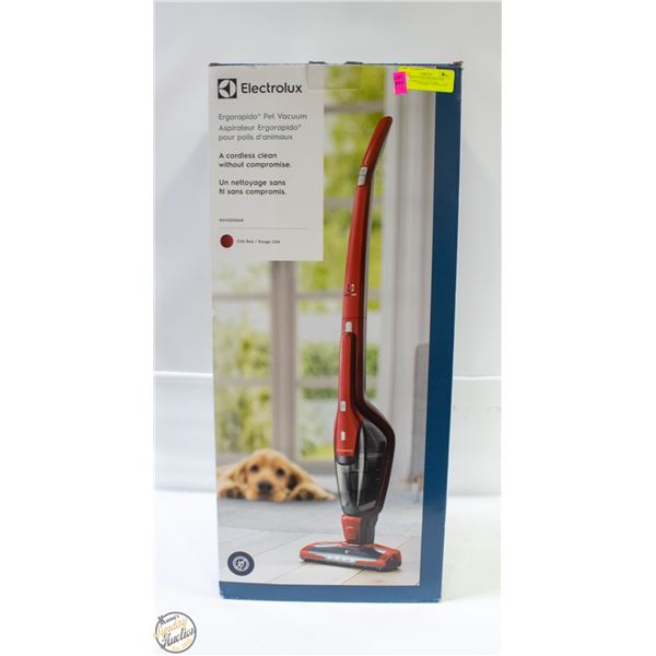 ELECTROLUX ERGORAPIDO PET 2-IN-1 CORDLESS VACUUM