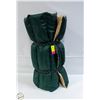 Image 1 : BRENTWOOF ORIGINAL COOLING TRAVEL PET MAT - GREEN
