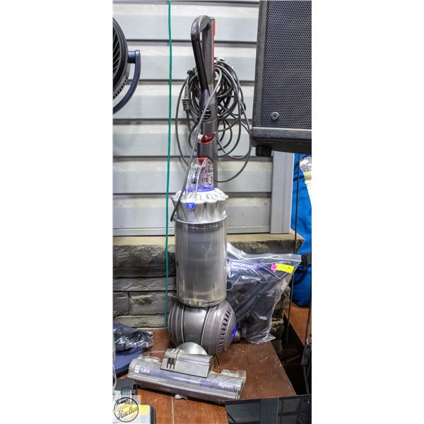 DYSON DC66 UPRIGHT FULL VACUUM