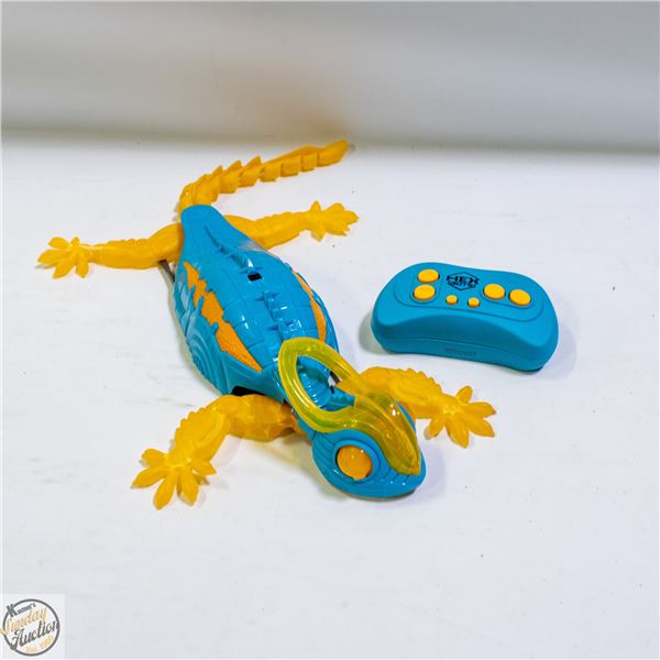 HEXBUG WALL CRAWLER CHAMELEON REMOTE CONTROL TOY