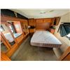 Image 10 : 2012 HEARTLAND ROADWARRIOR 40' TOY HAULER RV