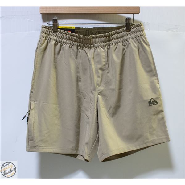 NEW MENS QUICKSILVER SMALL DRY FLIGHT SHORTS