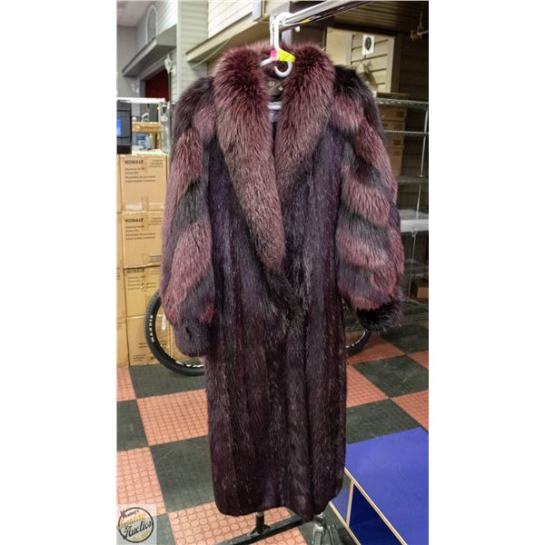 VINTAGE RED FOX FUR DYED BURGANDY  PARIS FURS IN